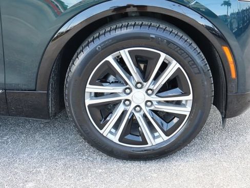 Used 2024 Cadillac Lyriq Luxury AWD/4WD image 10