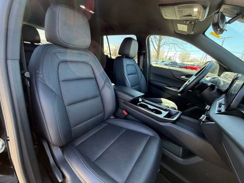 Used 2025 Chevrolet Equinox LT w/ Convenience Package II AWD/4WD image 26