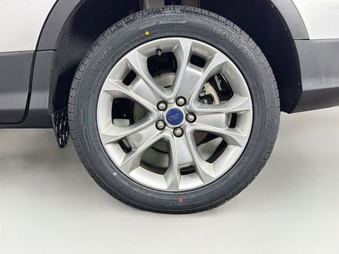 Used 2016 Ford Escape Titanium image 32