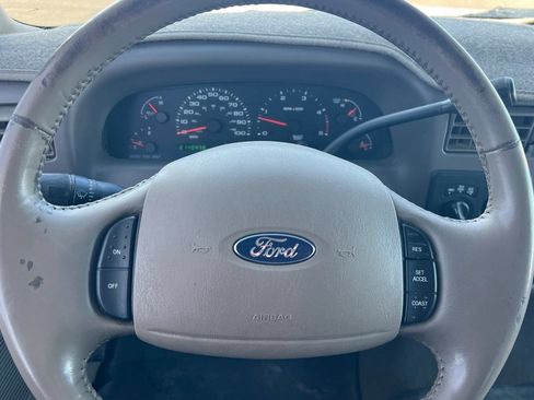 Used 2004 Ford F350 Lariat AWD/4WD image 21