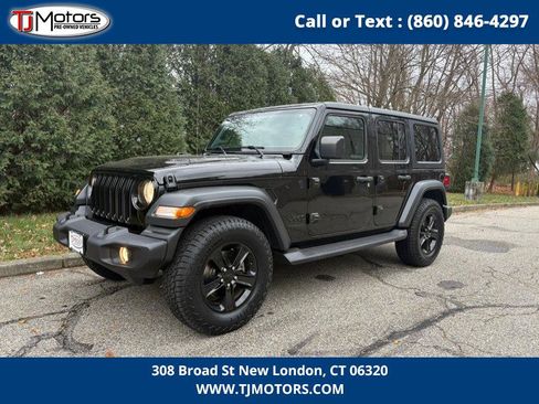 Used 2020 Jeep Wrangler Unlimited Sport image 4