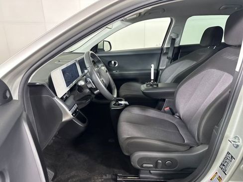 Used 2024 Hyundai Ioniq 5 SEL image 11