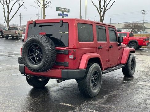 Used 2012 Jeep Wrangler Altitude image 4