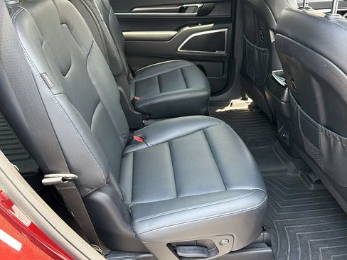 Used 2023 Kia Telluride S FWD image 31
