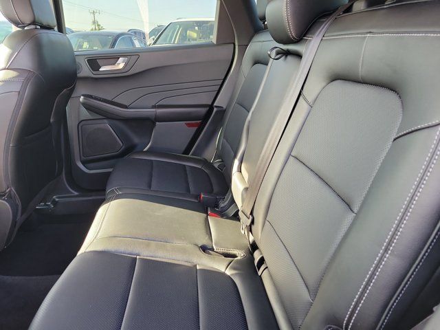 Certified 2022 Ford Escape SEL w/ Technology Package FWD image 16