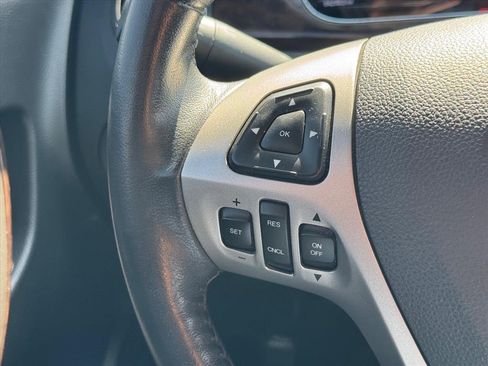 Used 2015 Ford Taurus Limited image 17