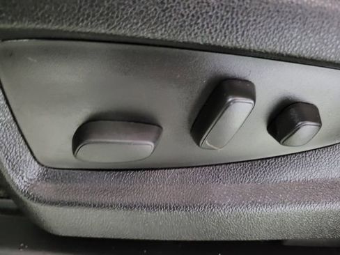 Used 2016 GMC Yukon SLE w/ HD Trailering Package image 48