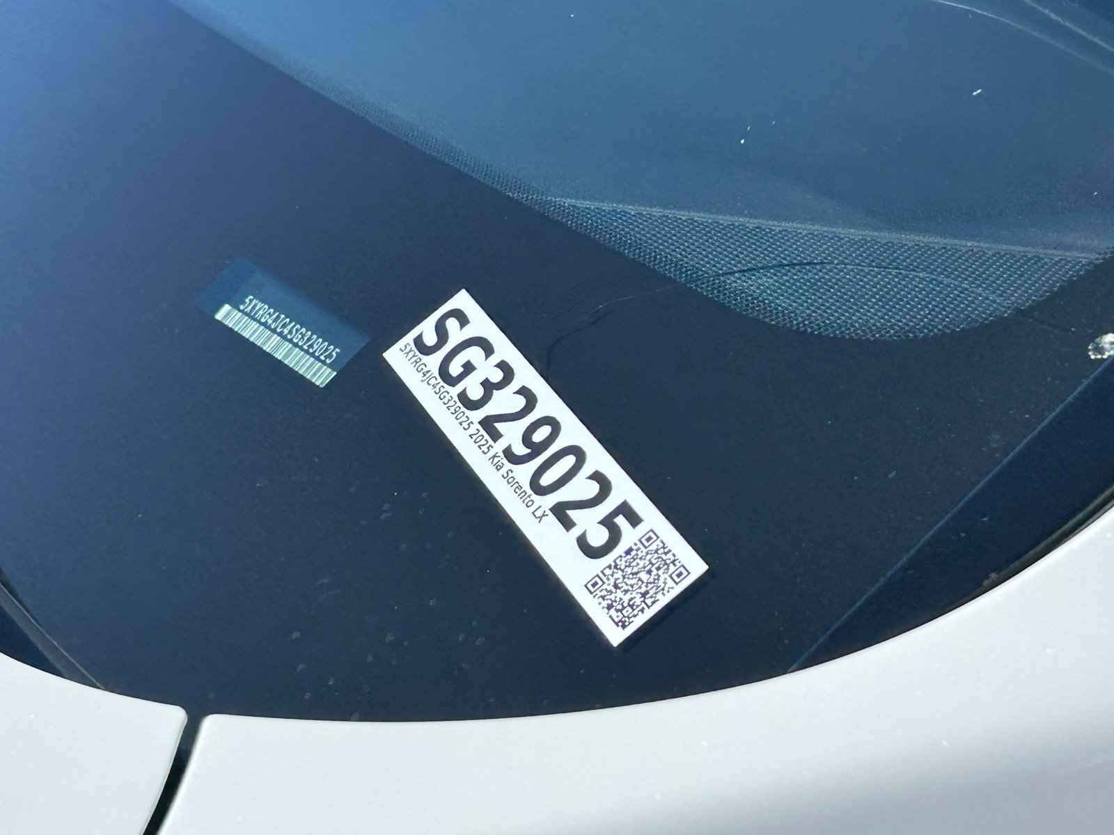 Used 2025 Kia Sorento LX FWD image 21