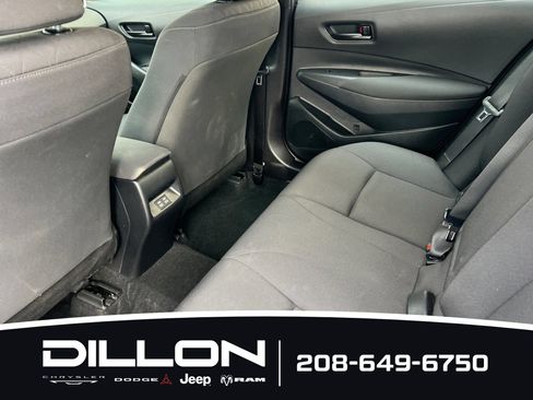 Used 2025 Toyota Corolla LE FWD image 12