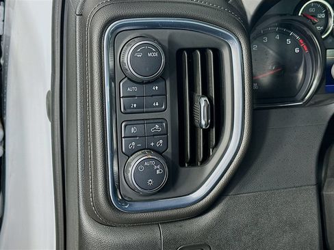 Used 2020 Chevrolet Silverado 1500 RST w/ True North Edition AWD/4WD image 10