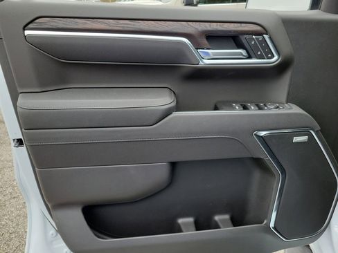 New 2026 GMC Sierra 1500 SLT w/ SLT Premium Plus Package image 19