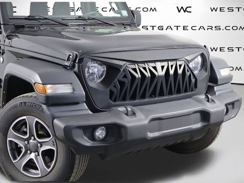 Used 2021 Jeep Wrangler Unlimited Sport AWD/4WD image 47