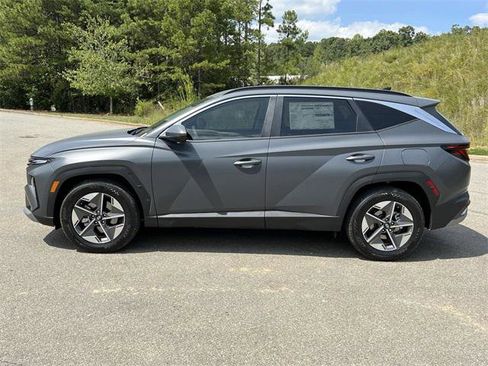 New 2025 Hyundai Tucson SEL image 3