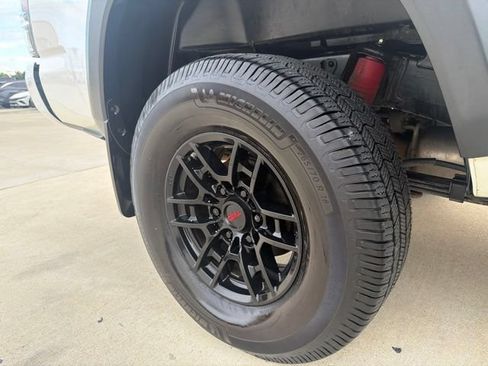 Used 2020 Toyota Tacoma TRD Pro AWD/4WD image 25