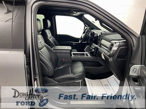 New 2025 Ford F350 Platinum w/ FX4 Off-Road Package image 40