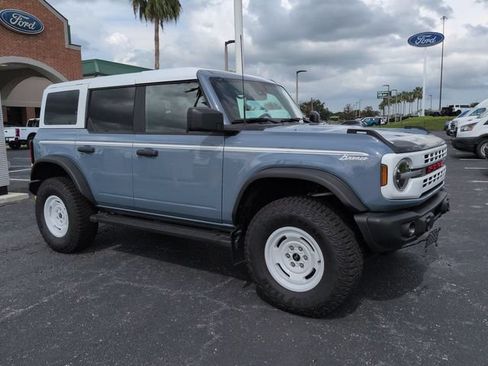 Used 2023 Ford Bronco Heritage Edition AWD/4WD image 2