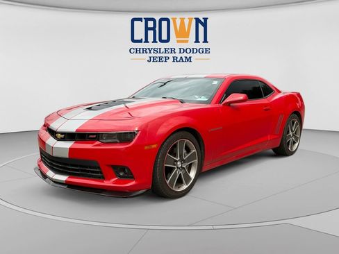 Used 2015 Chevrolet Camaro SS w/ RS Package RWD image 7