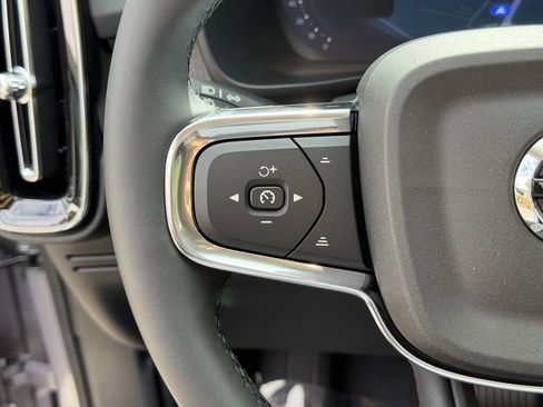 New 2026 Volvo XC40 B5 Core w/ Climate Package image 19