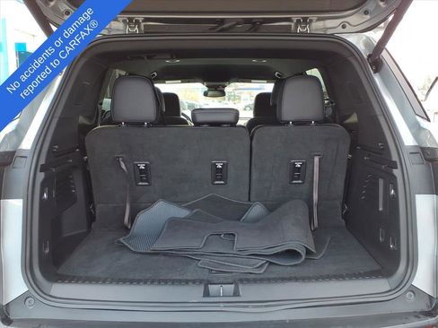 Used 2025 Buick Enclave Preferred image 10