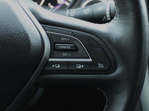 Used 2018 INFINITI Q60 3.0t Luxe image 25