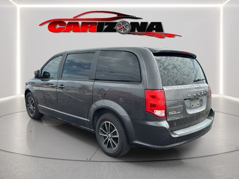 Used 2018 Dodge Grand Caravan SE FWD image 9