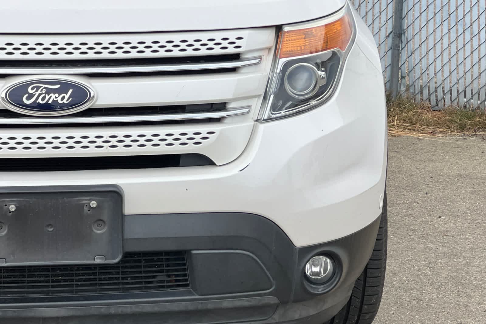 Used 2014 Ford Explorer Limited w/ Equipment Group 302A FWD image 14