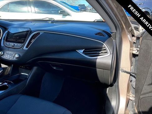 Used 2023 Chevrolet Malibu LT image 25