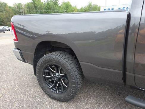 Used 2019 RAM 1500 Big Horn AWD/4WD image 16