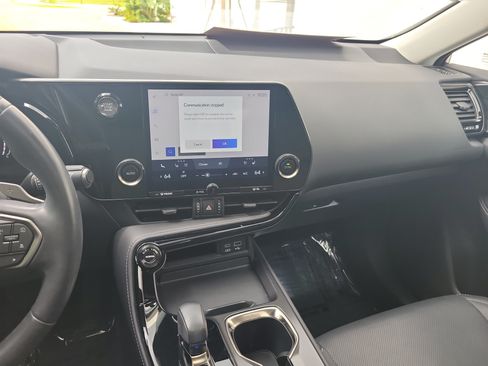 Certified 2024 Lexus NX 250 FWD w/ Towing Package (2000 Lbs) image 17