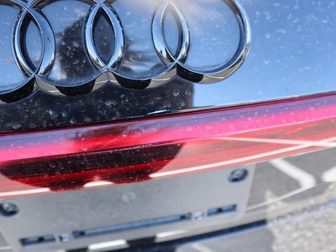 Used 2023 Audi e-tron Chronos AWD/4WD image 20
