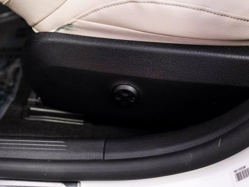 Used 2022 Mercedes-Benz C 300 C 300 image 34