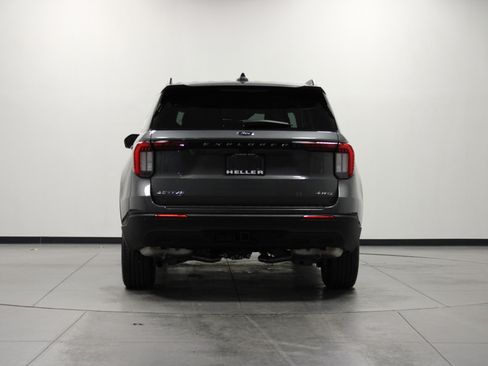 New 2026 Ford Explorer Active image 5
