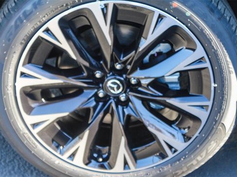 New 2026 MAZDA CX-90 Plug-In Hybrid w/ Premium Plus image 10