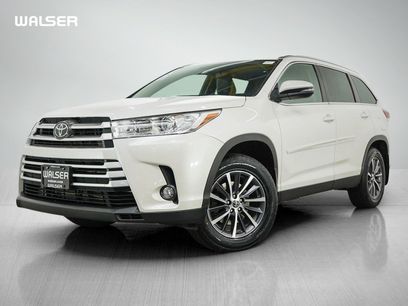 Used 2019 Toyota Highlander XLE