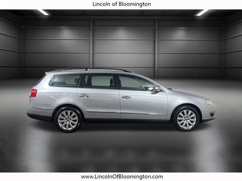 Used 2007 Volkswagen Passat 2.0T image 9