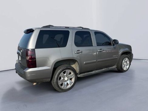 Used 2007 Chevrolet Tahoe LT RWD image 3