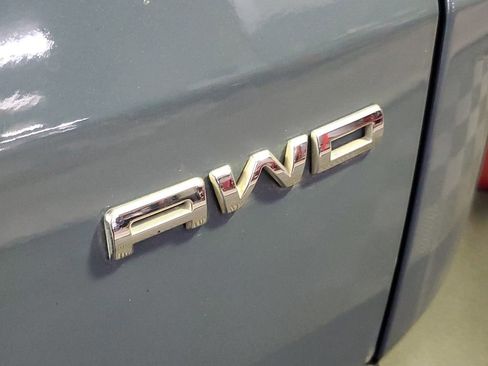 Used 2025 Ford Escape ST-Line w/ Cold Weather Package image 10