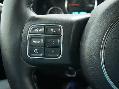 Used 2017 Jeep Wrangler Unlimited Sahara w/ Connectivity Group AWD/4WD image 34