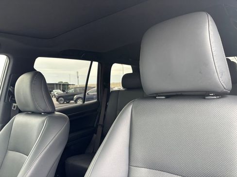 Used 2023 Lexus GX 460 Premium w/ Premium Package AWD/4WD image 13