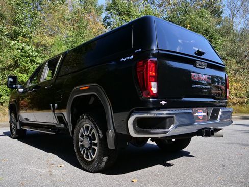 Used 2023 GMC Sierra 2500 SLE image 28