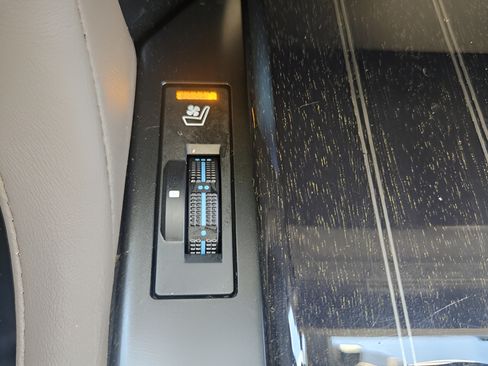 Certified 2023 Lexus GX 460 Premium AWD/4WD image 20