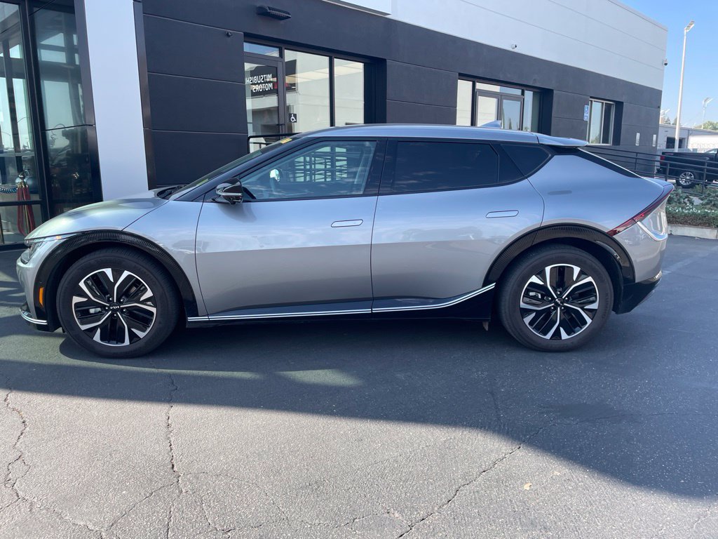 Used 2022 Kia EV6 Wind w/ Wind Technology Package AWD/4WD image 1