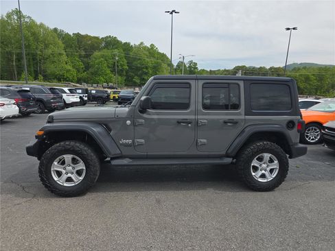 Used 2021 Jeep Wrangler Unlimited Sport AWD/4WD image 6