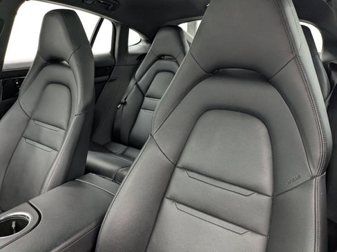 Certified 2021 Porsche Panamera image 15