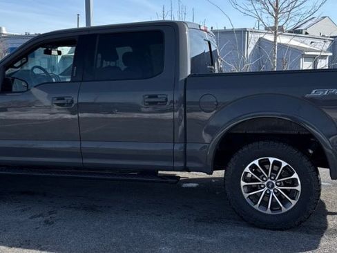 Used 2018 Ford F150 XLT w/ Equipment Group 302A Luxury image 4