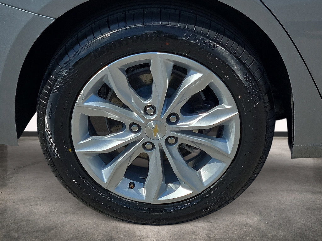 Used 2024 Chevrolet Malibu LT FWD image 7