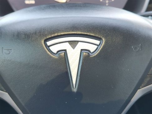 Used 2019 Tesla Model S AWD image 36