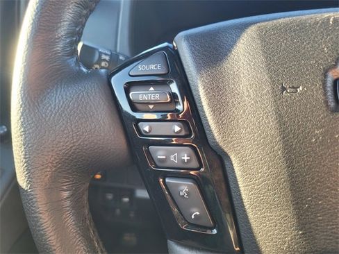 Used 2022 Nissan Frontier PRO-4X w/ Pro-4X Premium Package image 28