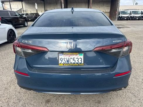Used 2025 Honda Civic Sport image 6