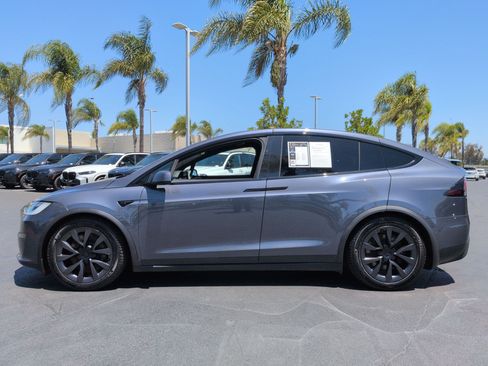Used 2023 Tesla Model X AWD/4WD image 7